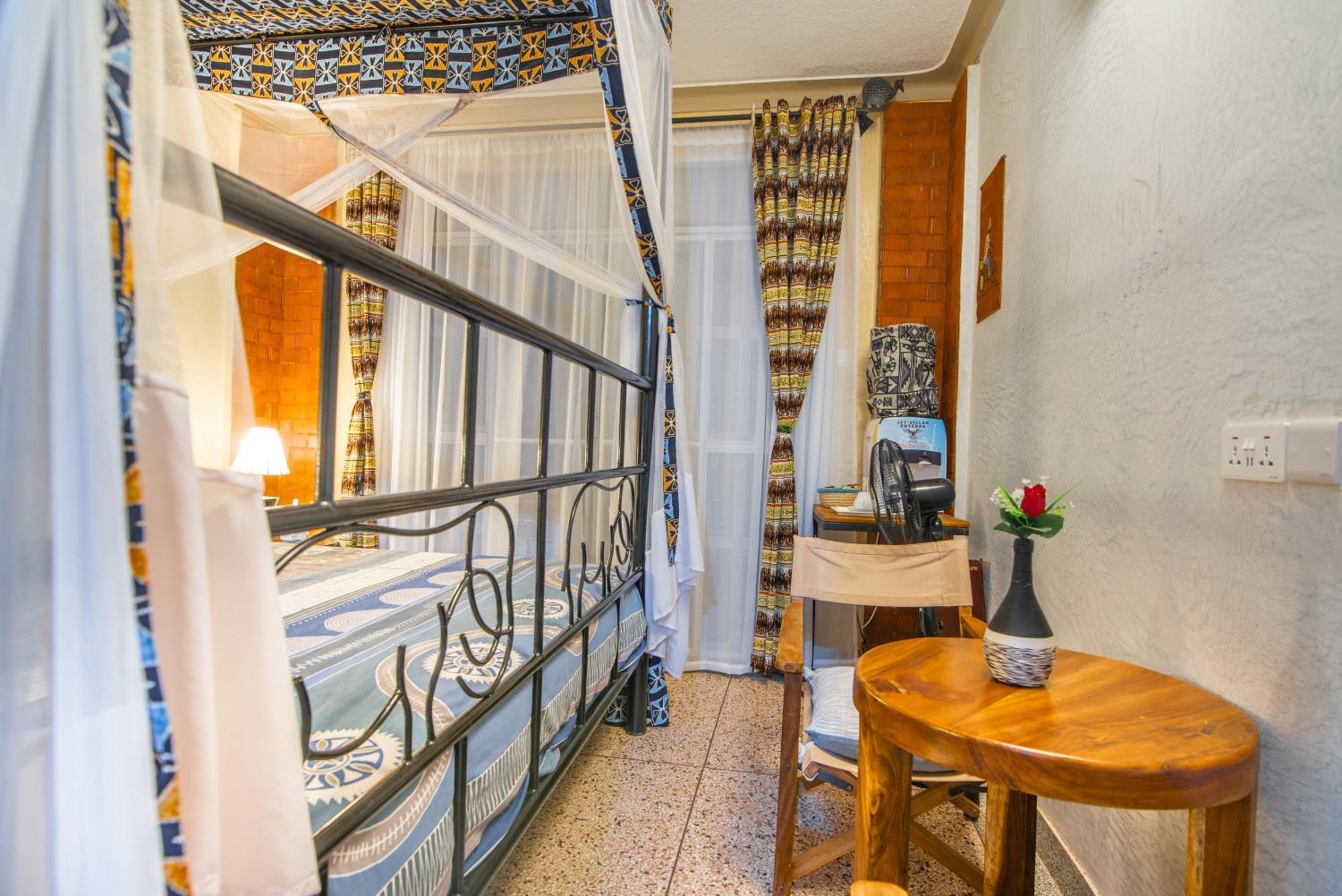 Jet Villas Entebbe Exterior photo